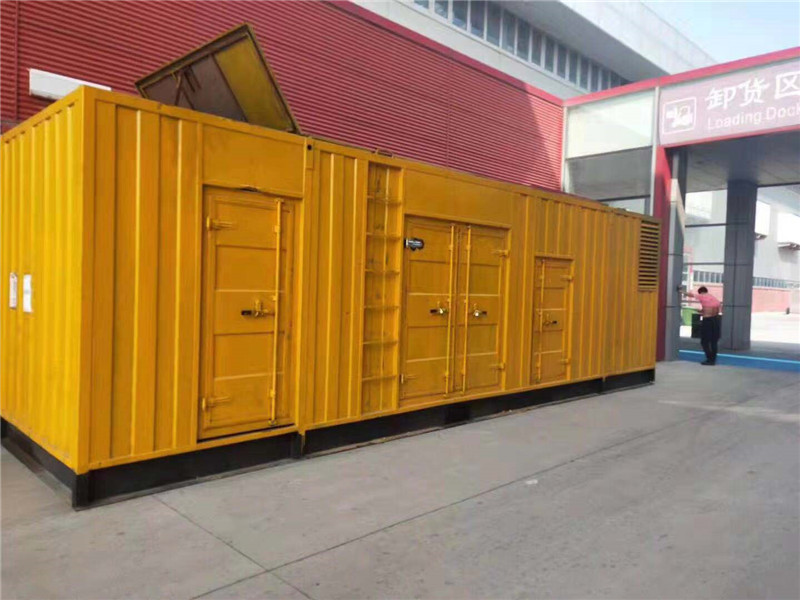 南召国内外发电机组租赁合同在明确设备维护责任方面有哪些不同做法？